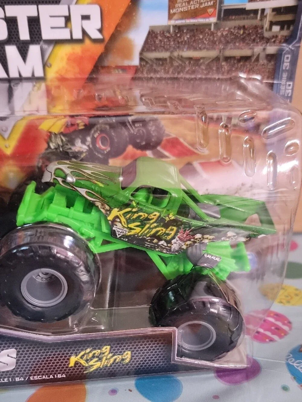 Monster Jam Twin Pack – Bog Hog Orange & King Sling Green